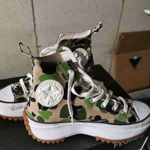 Women Converse Camo green